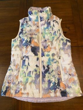 Columbia Women's White Multi-Color Floral Print Puffer Vest